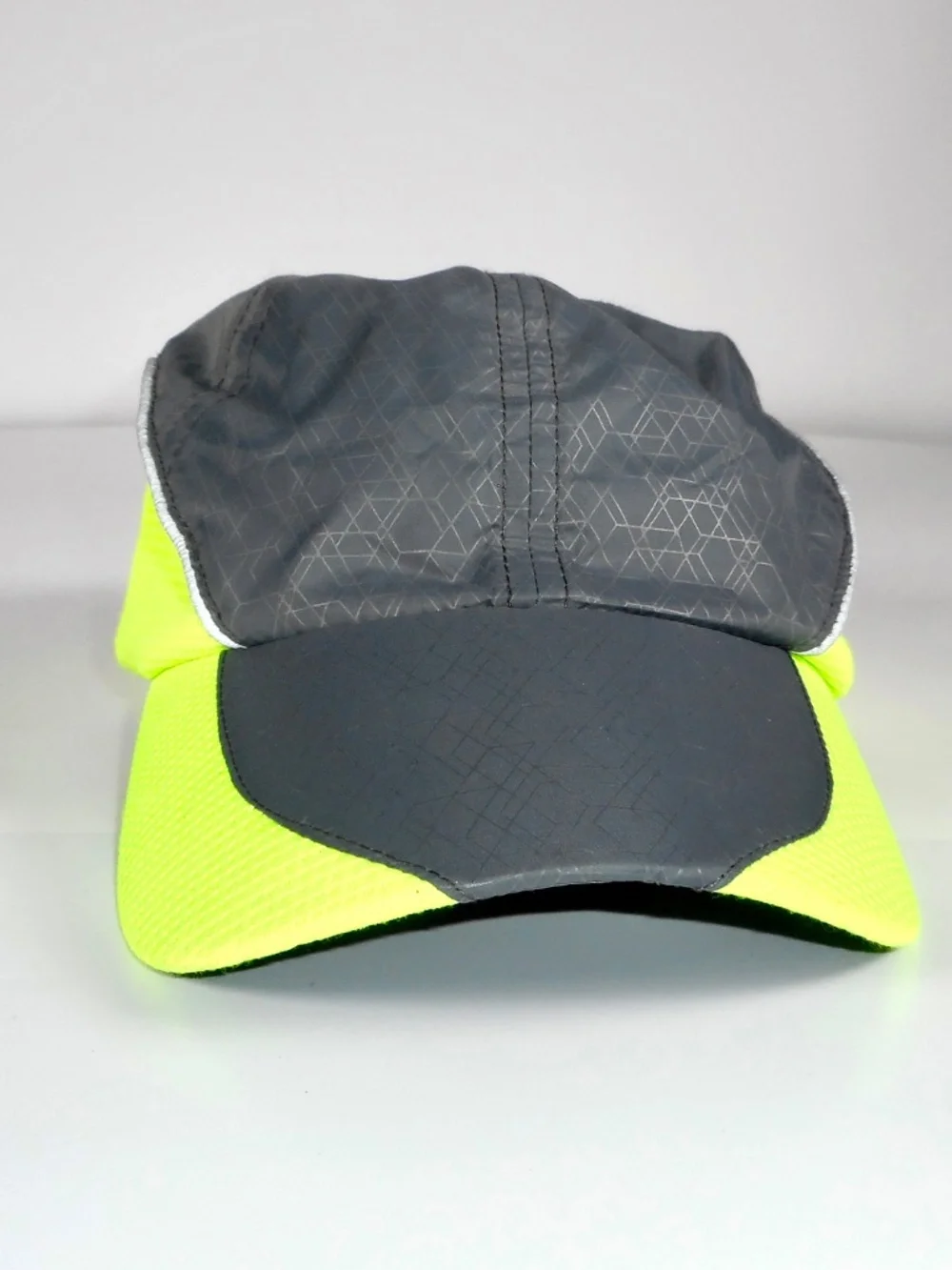 NWT Xersion Grey Neon Lime Running Cap Hat Wicking UV Protection Lightweight